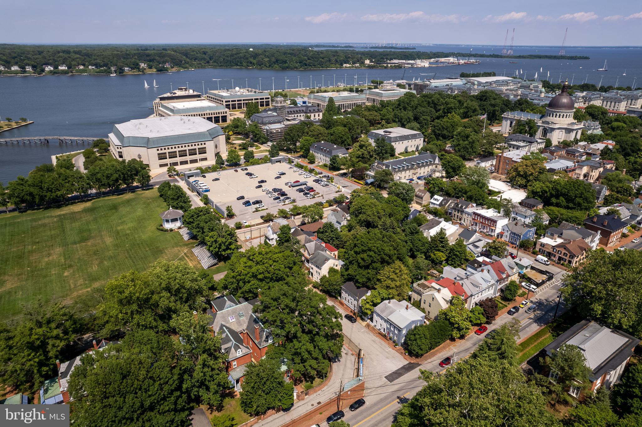 HISTORIC DISTRICT - Residential