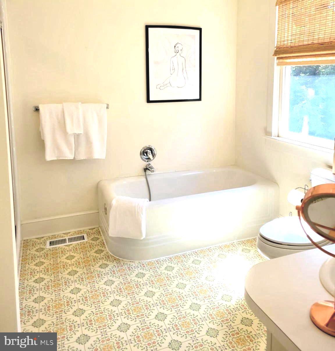 HISTORIC DISTRICT - Residential