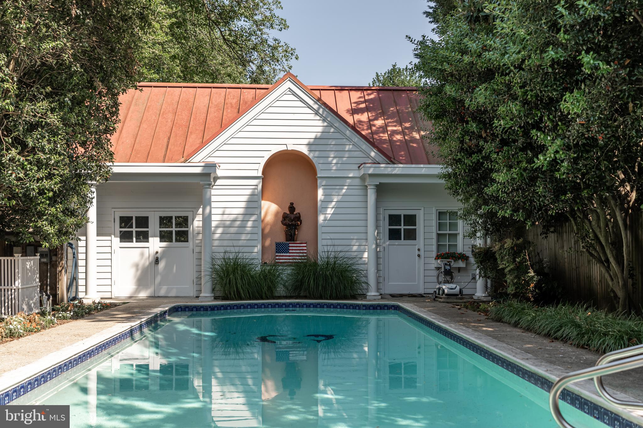 HISTORIC DISTRICT - Residential