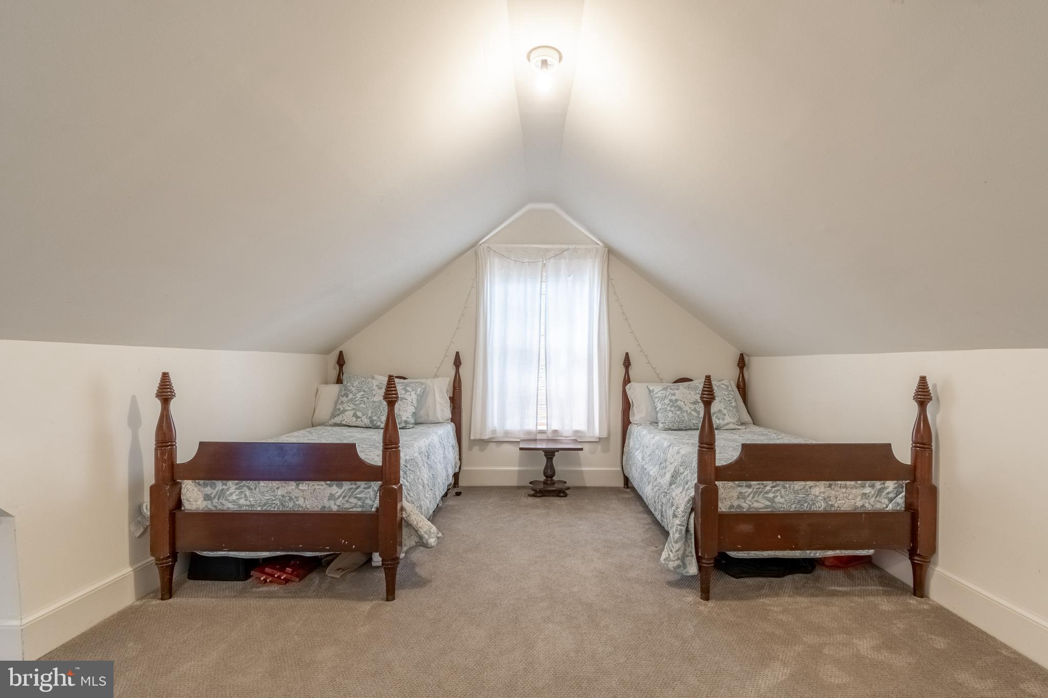 HISTORIC DISTRICT - Residential