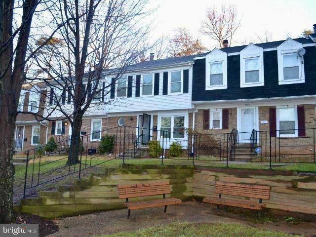 WOODSTREAM VILLAGE - Residential