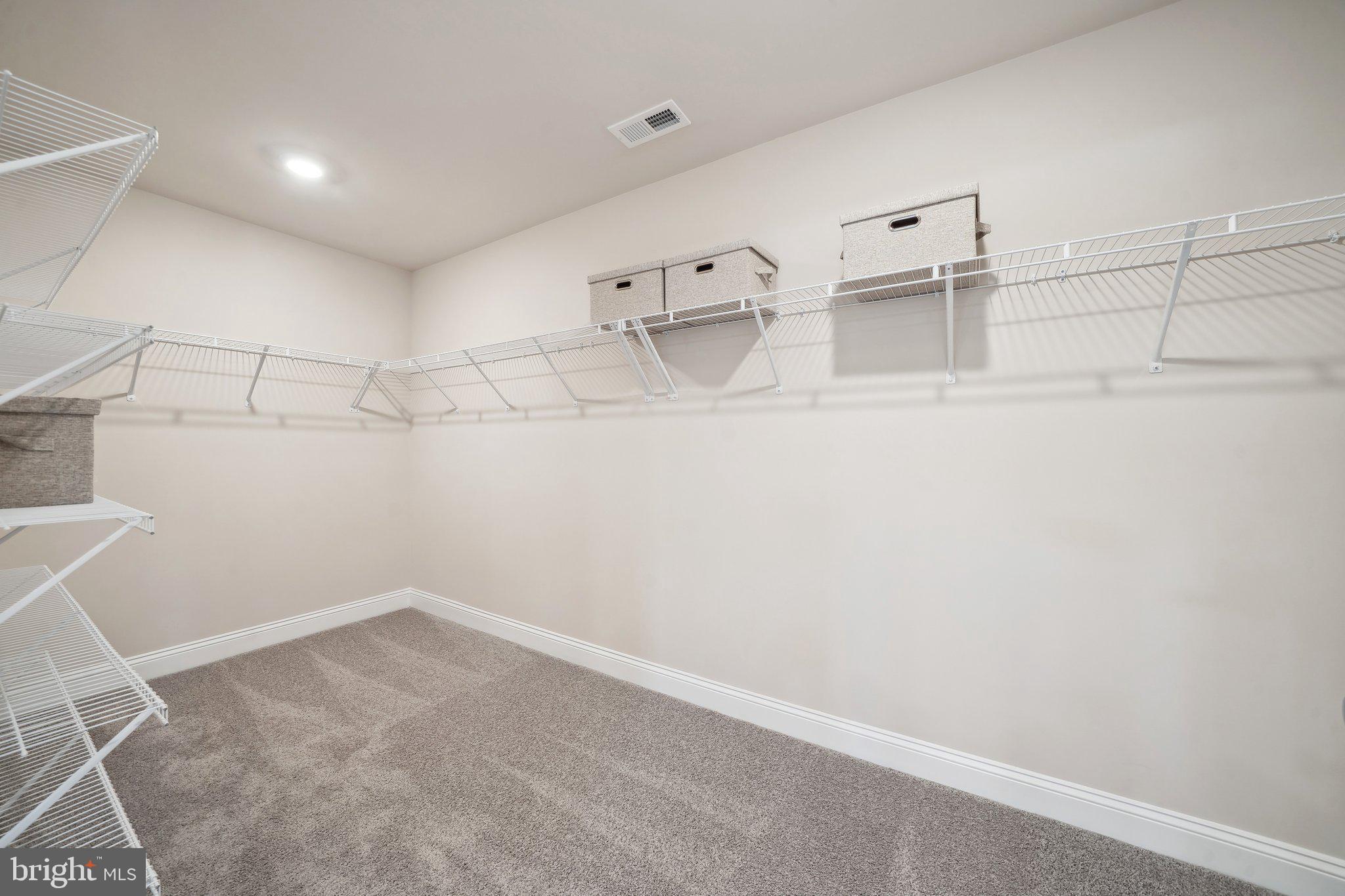 SPRING LAKES - Residential