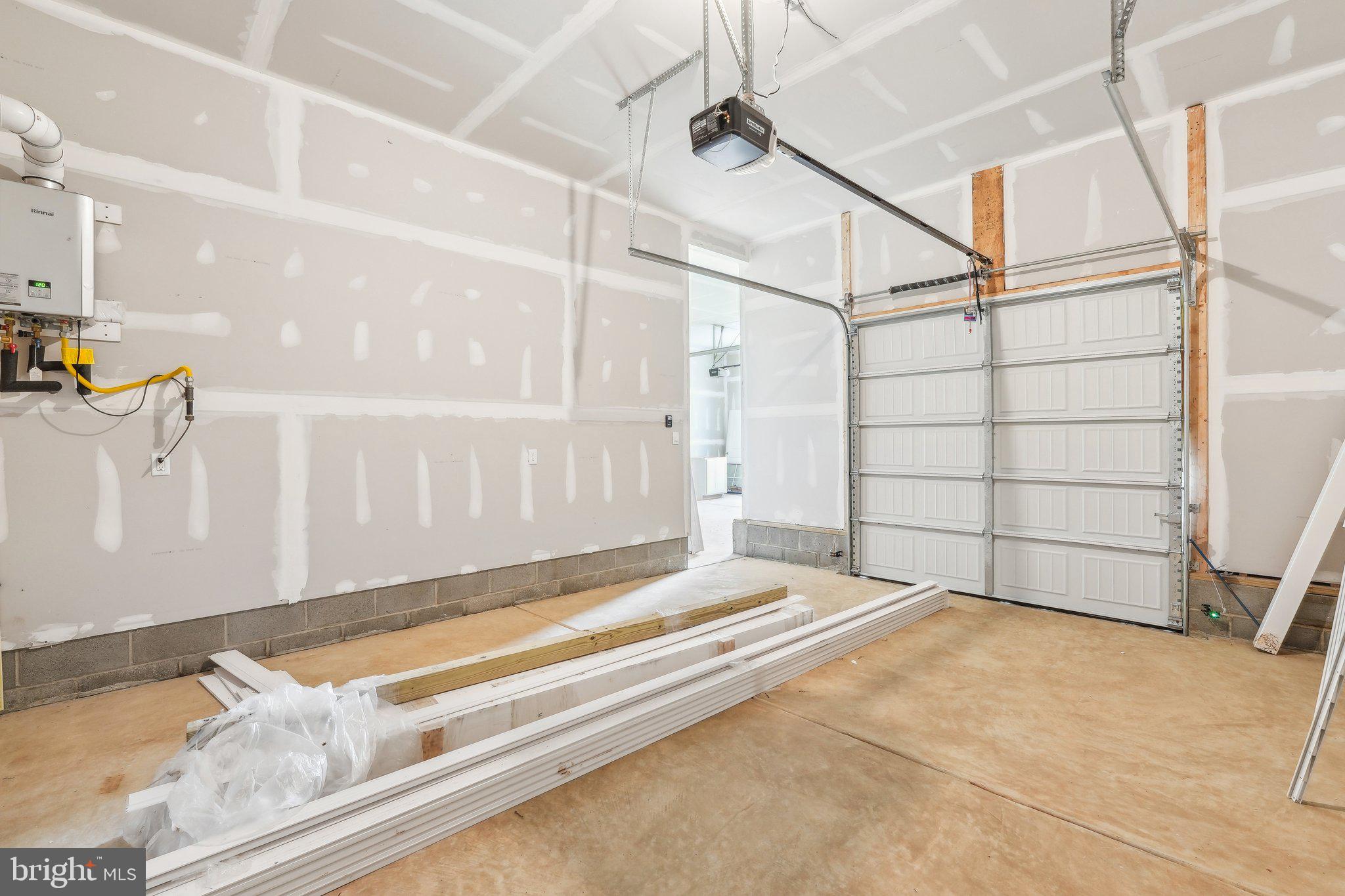 SPRING LAKES - Residential