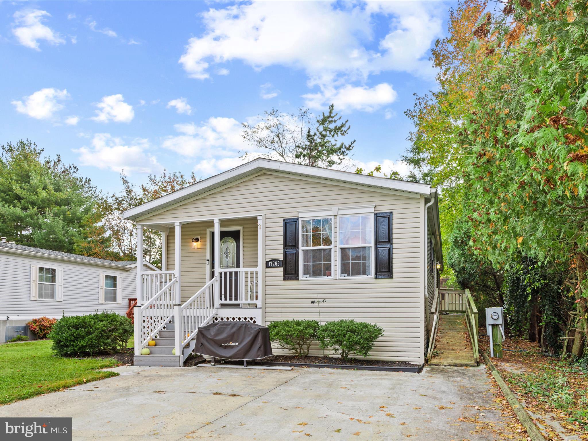 SWEET BRIAR MHP - Residential