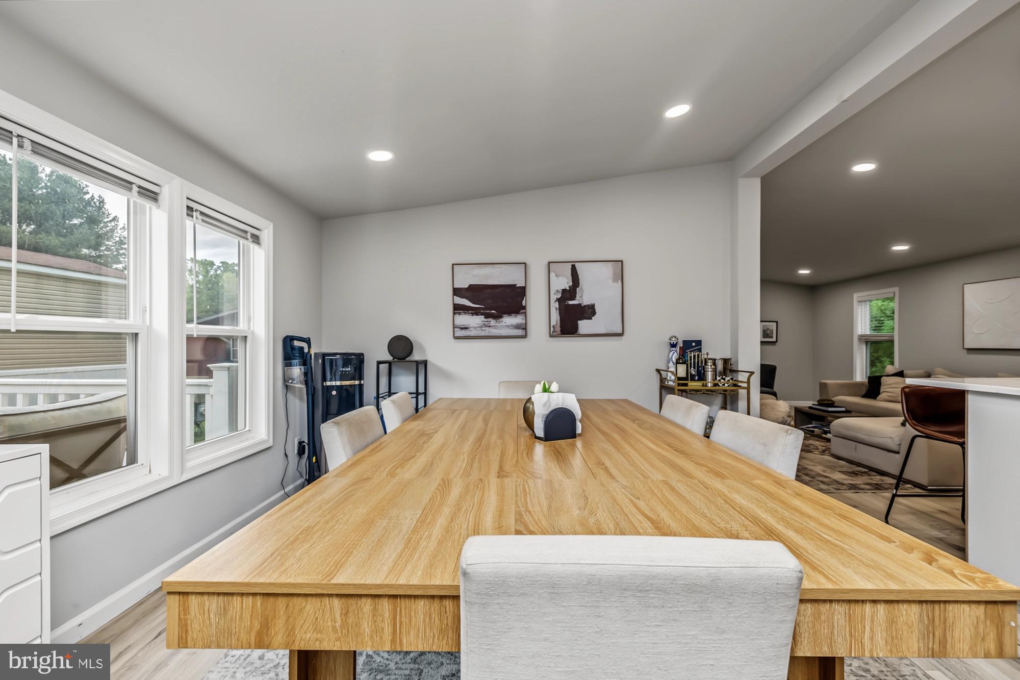 11 COMANCHE LANE
