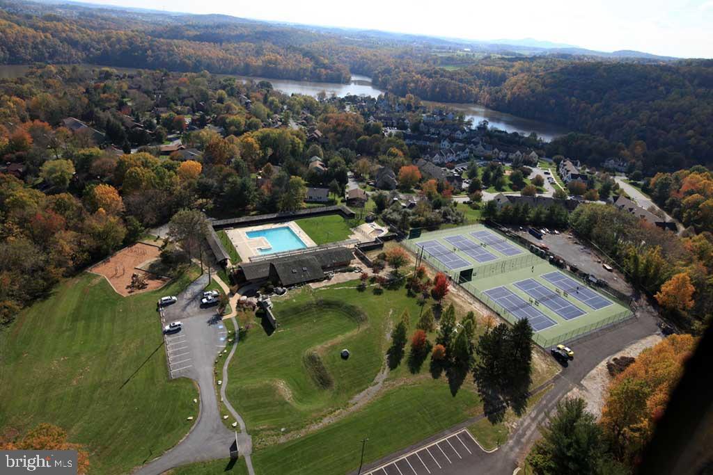 LAKE LINGANORE - Residential Lease