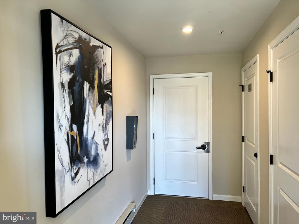 LAKE LINGANORE - Residential Lease