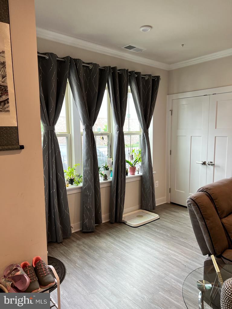 LAKE LINGANORE - Residential Lease