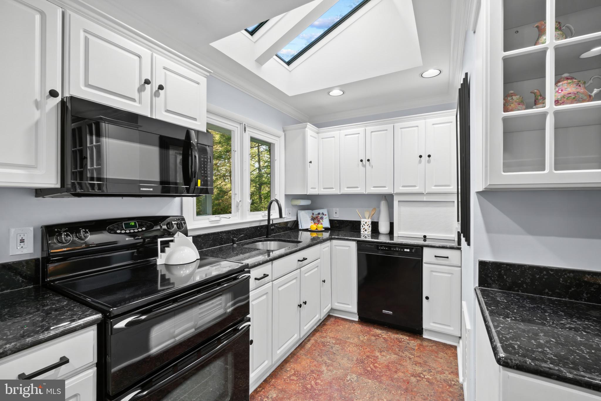 WINDEMERE ACRES - Residential
