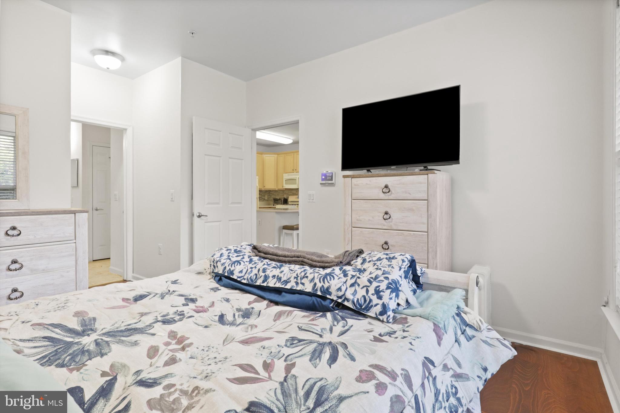 CHANTILLY PARK - Residential