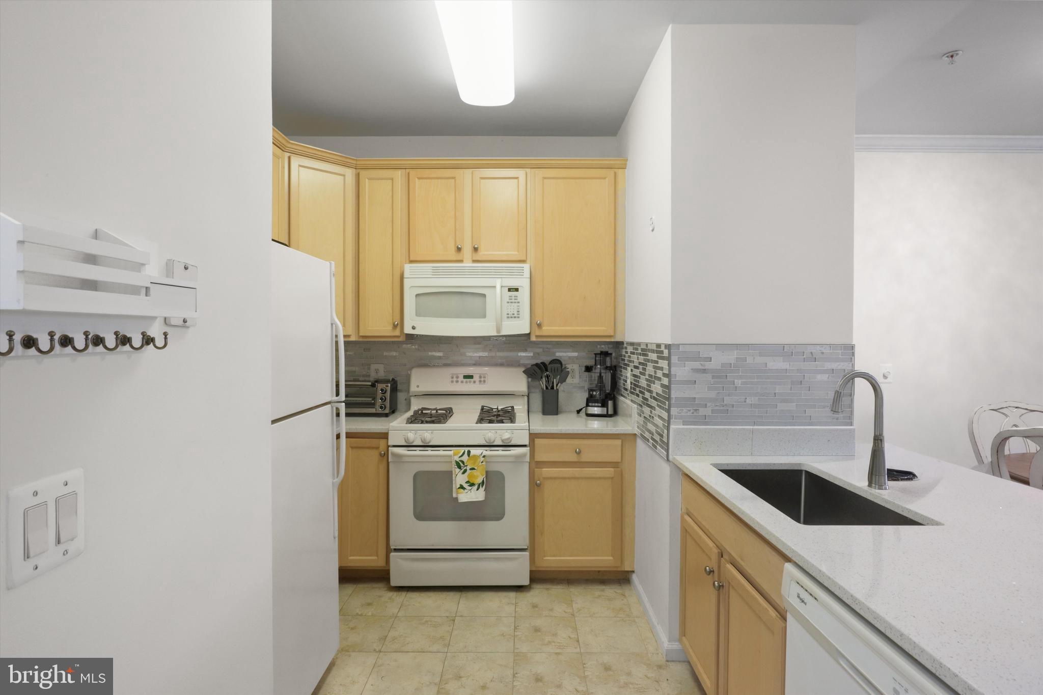 CHANTILLY PARK - Residential