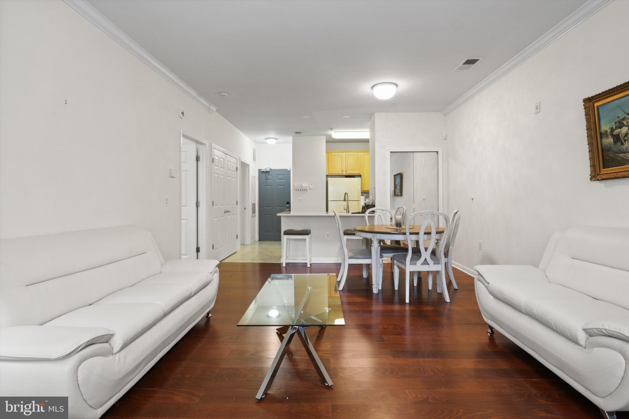 CHANTILLY PARK - Residential