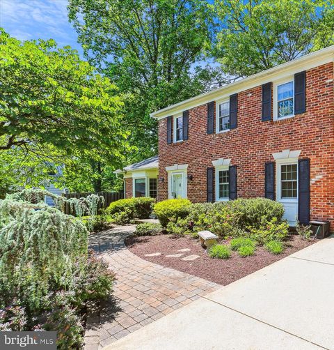 4 WILD OLIVE COURT POTOMAC MD 20854