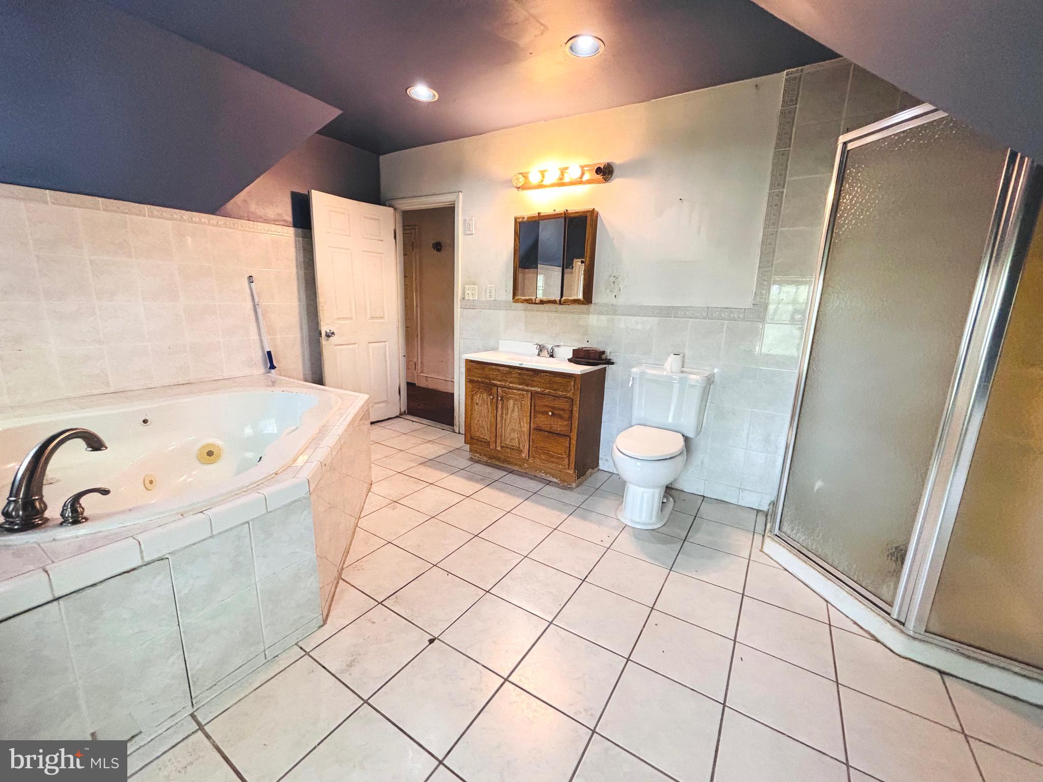OVERBROOK FARMS - Residential