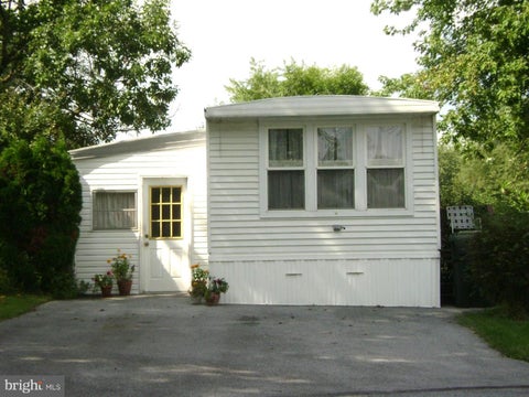 Mobile Home For Sale - 512 Liberty Drive<br/> MOUNT WOLF, PA 17347