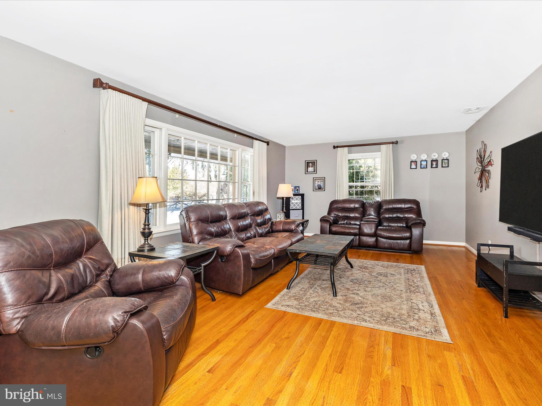 SPRING VALLEY - Residential