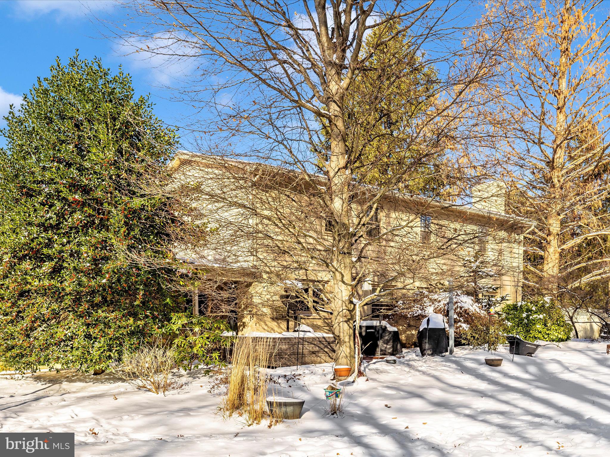 SPRING VALLEY - Residential