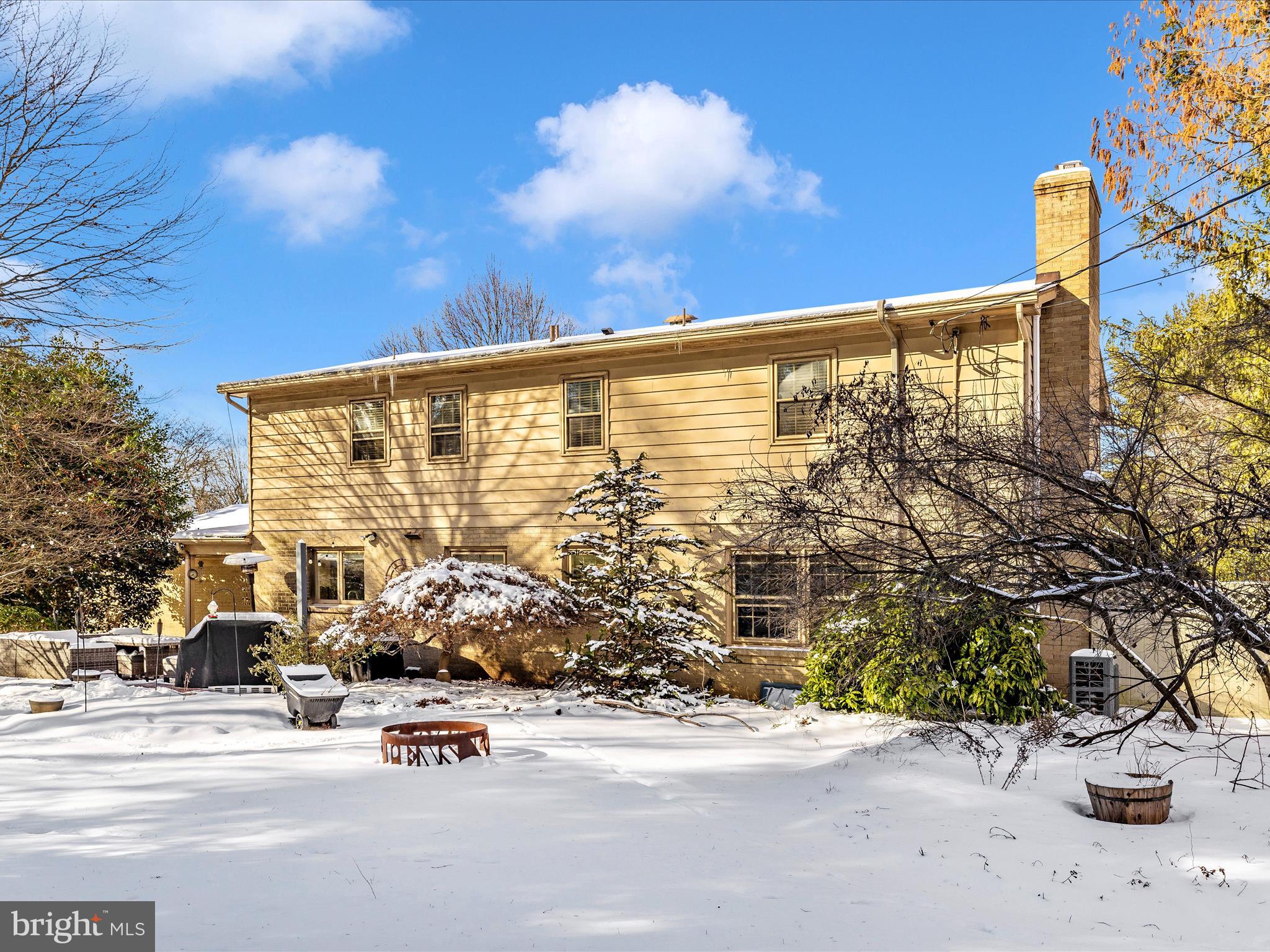 SPRING VALLEY - Residential