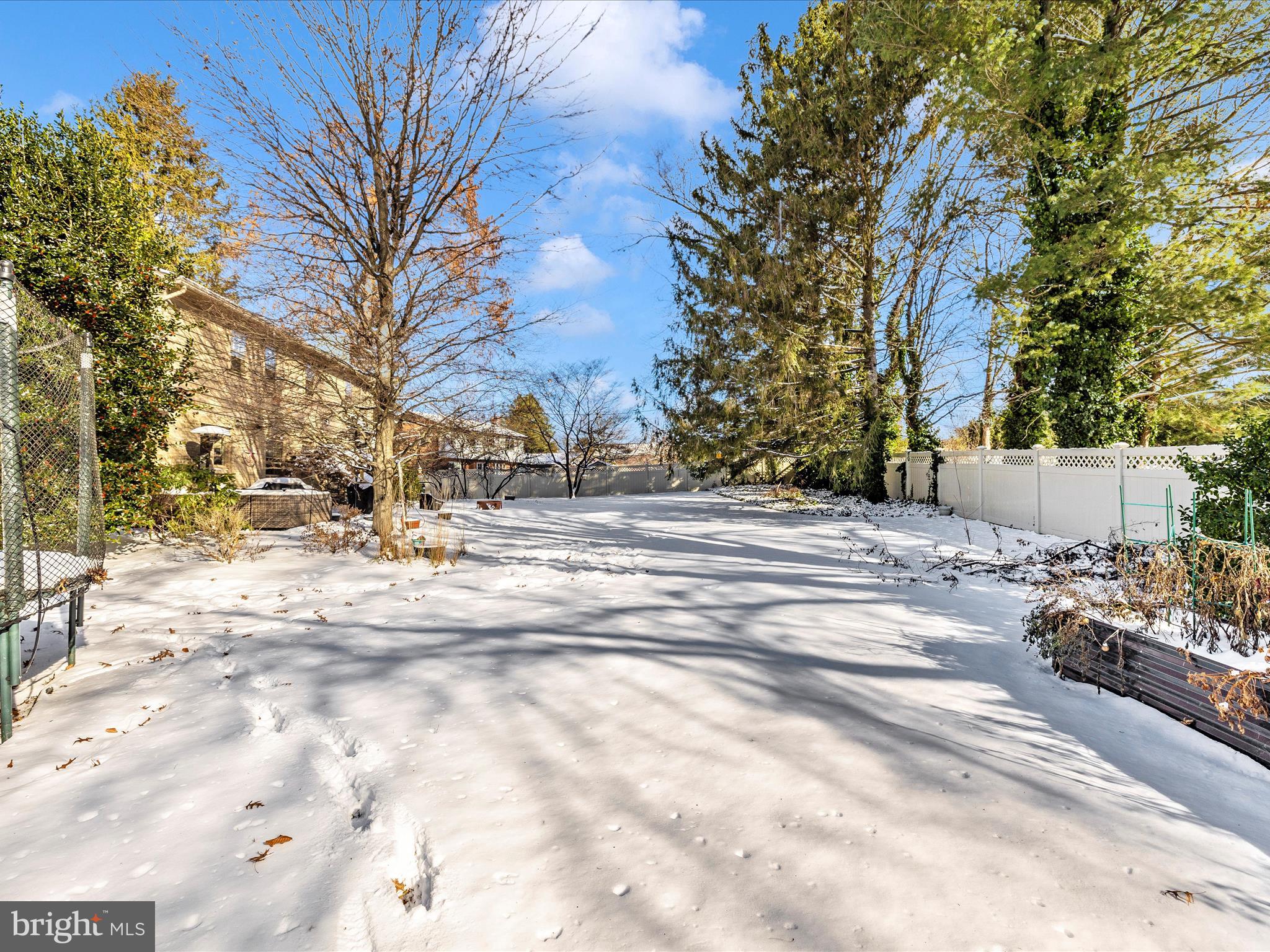 SPRING VALLEY - Residential