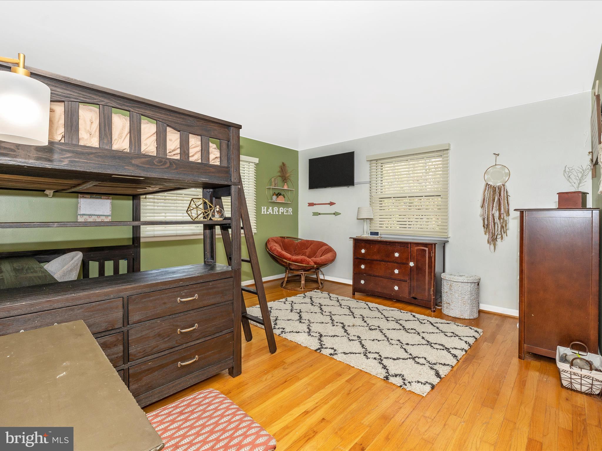 SPRING VALLEY - Residential