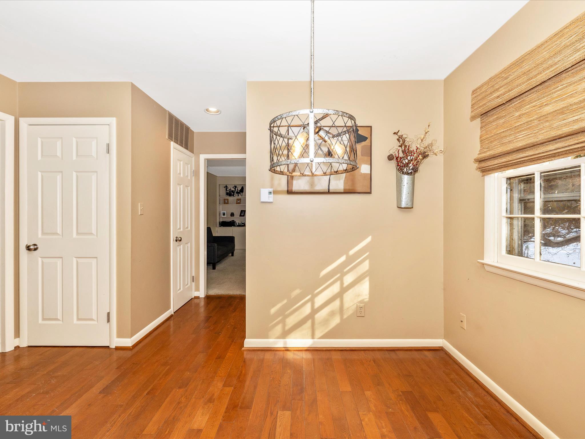 SPRING VALLEY - Residential