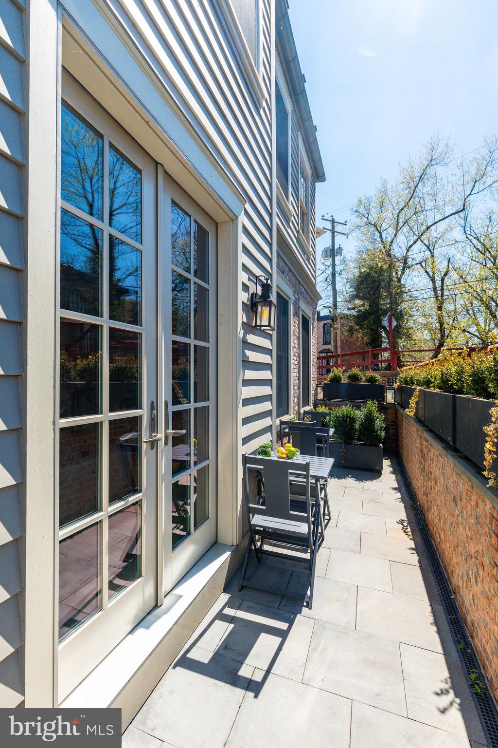 NEW HOPE - Residential