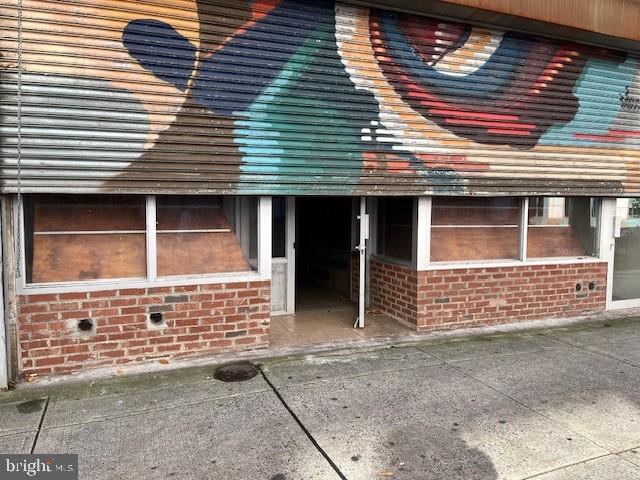 19 E STATE STREET 21