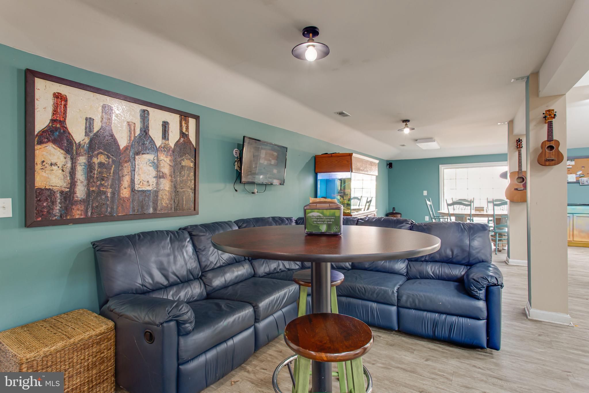 COBB ISLAND - Residential