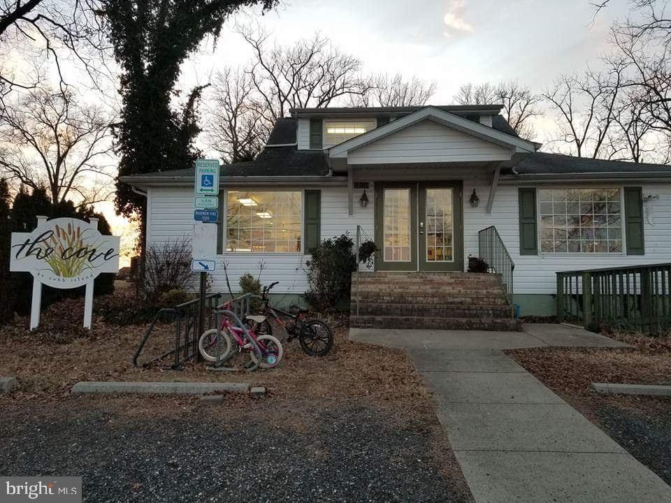 COBB ISLAND - Residential