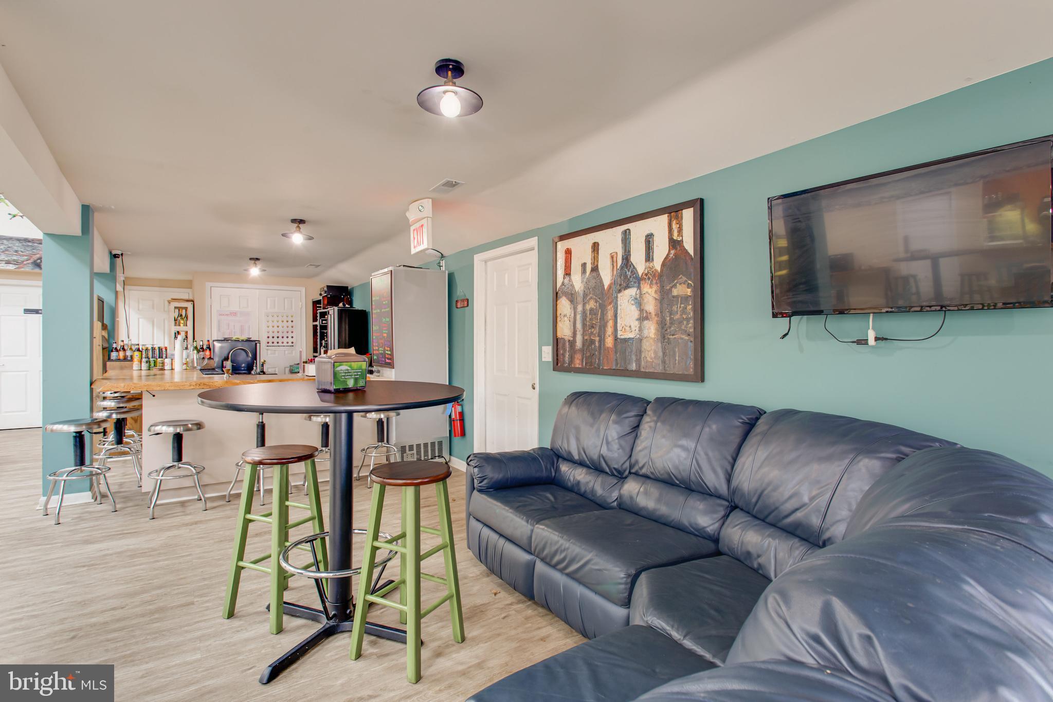 COBB ISLAND - Residential