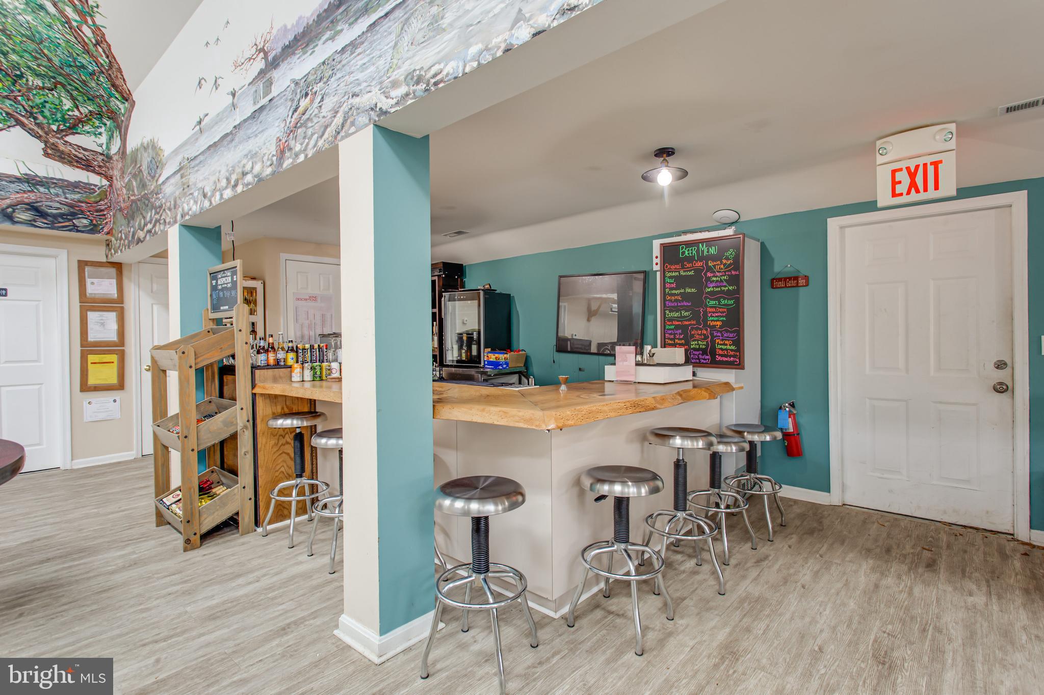 COBB ISLAND - Residential