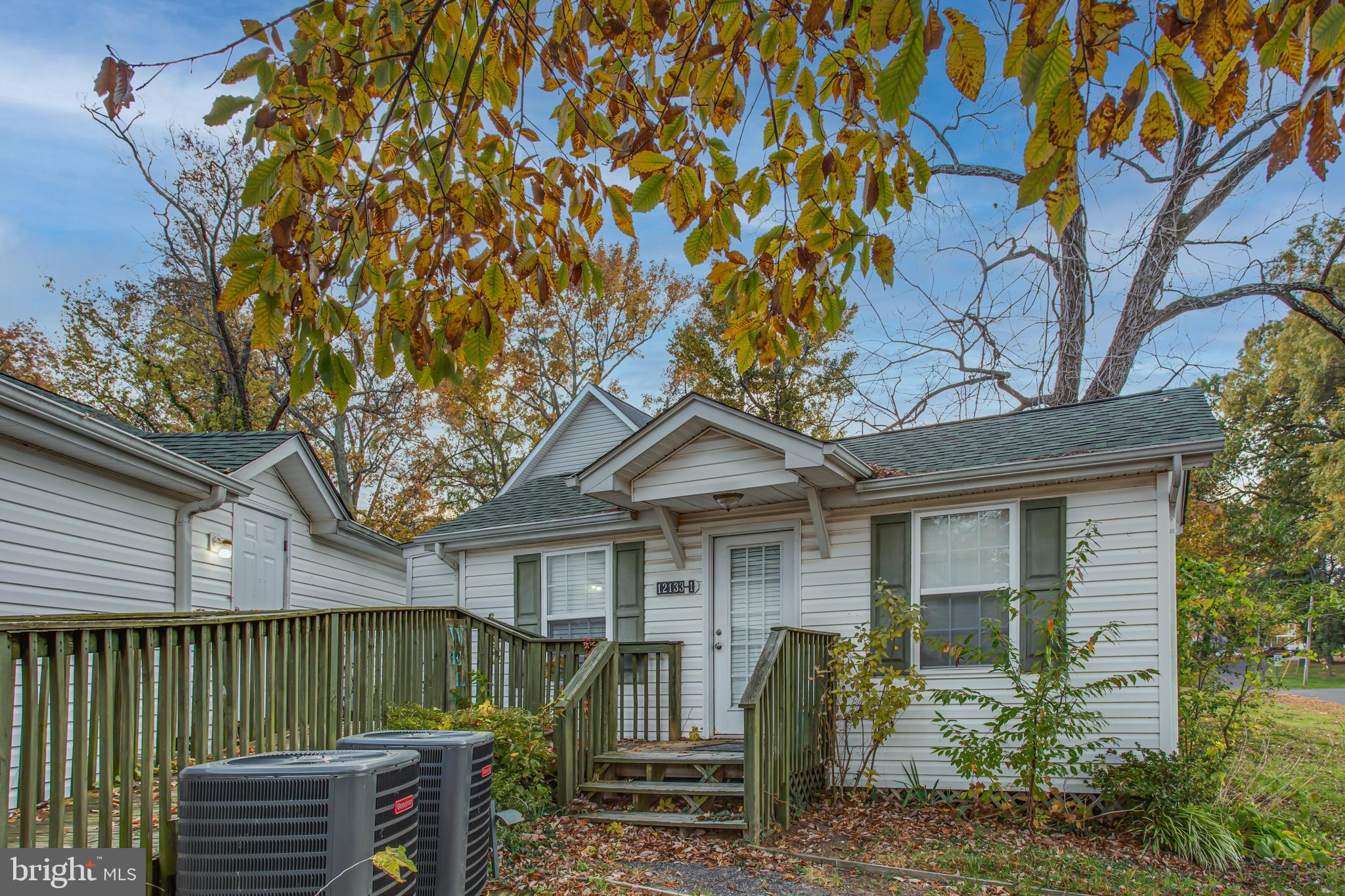 COBB ISLAND - Residential