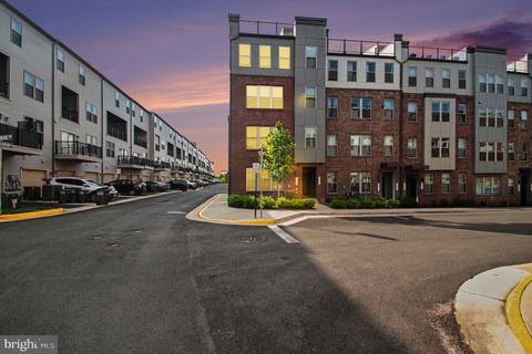 Photo of 2430 Silver Line Alley, HERNDON, VA 20171 (MLS # VAFX2316180)