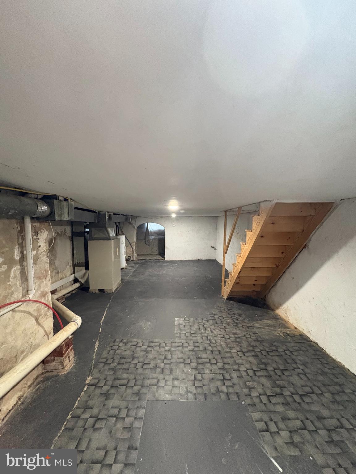 HUNTING PARK - Residential Lease