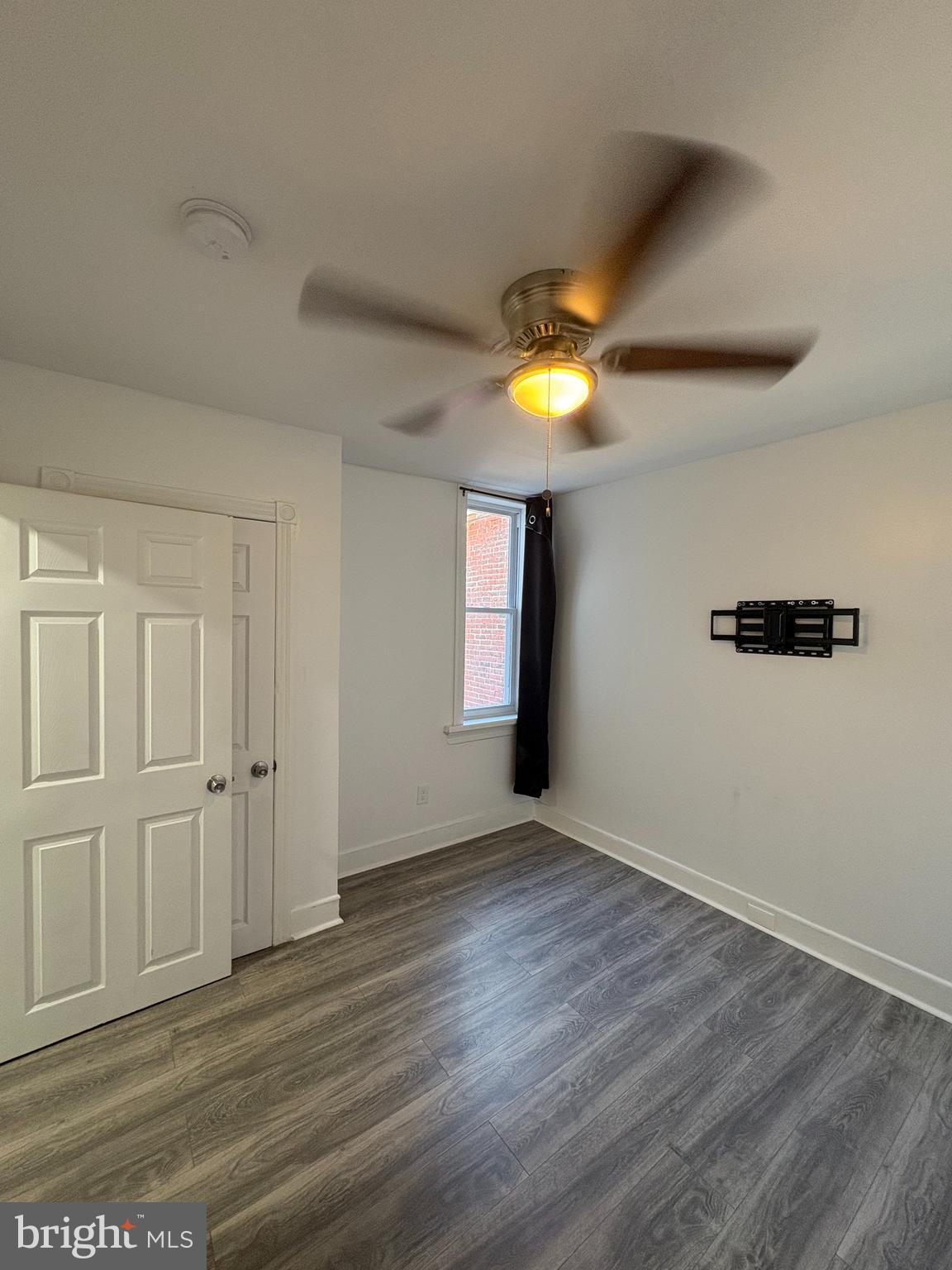 HUNTING PARK - Residential Lease