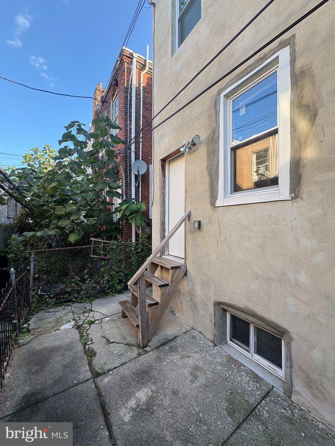 HUNTING PARK - Residential Lease