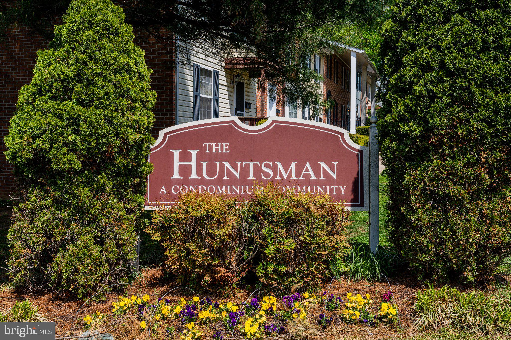 THE HUNTSMAN CONDOMINIUM - Residential