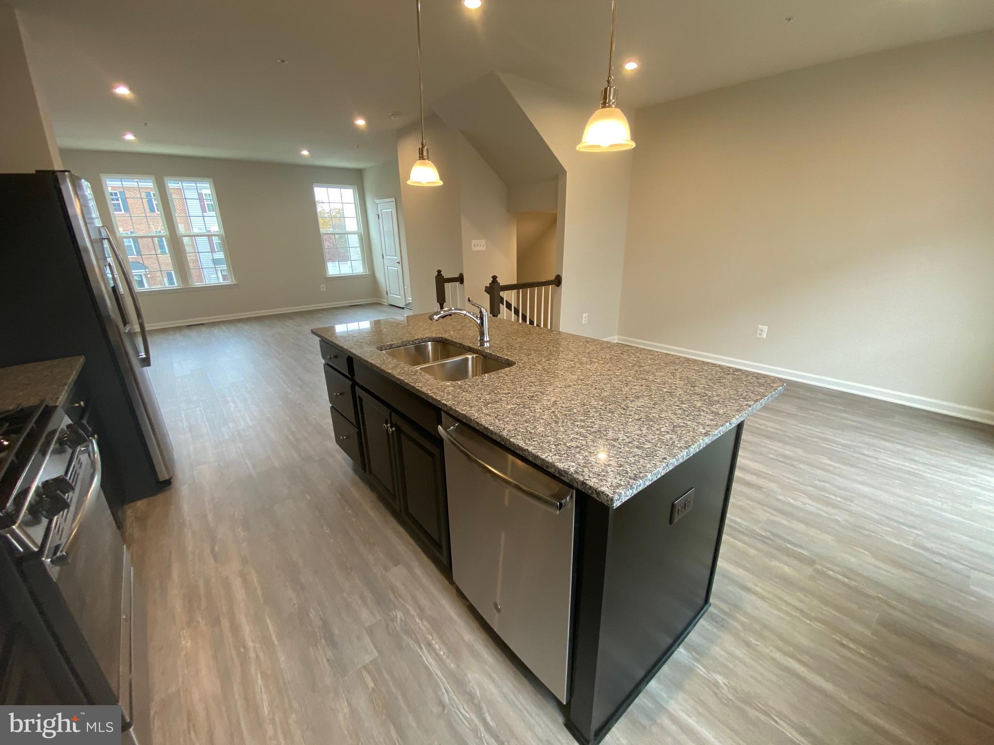 HIGHGATE VILLAGE - Residential