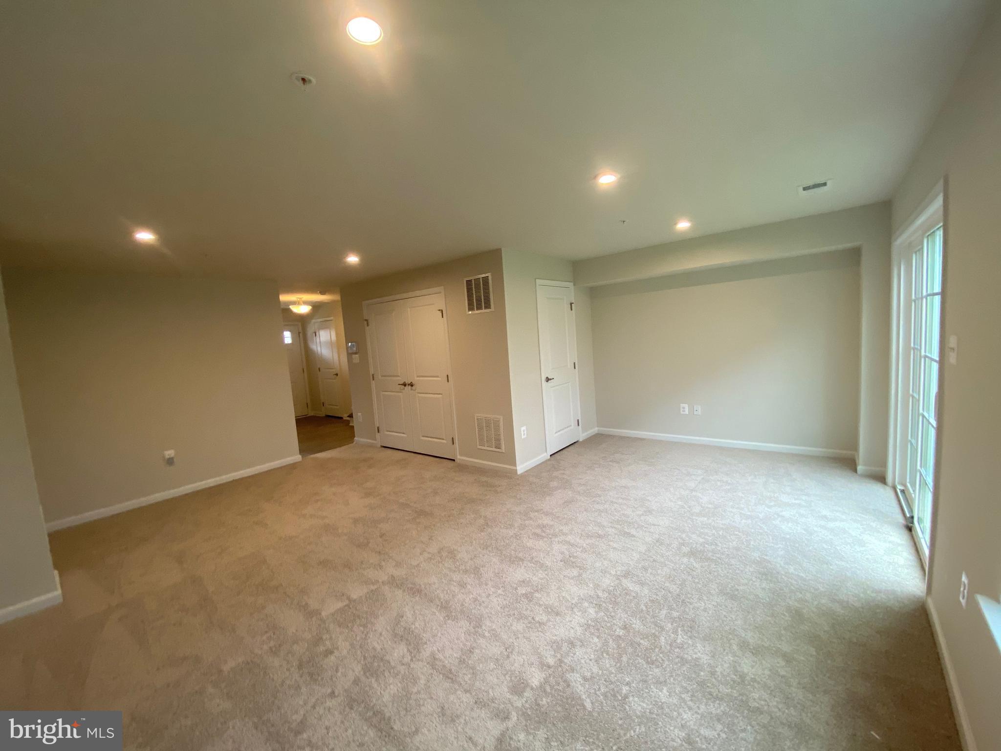 HIGHGATE VILLAGE - Residential