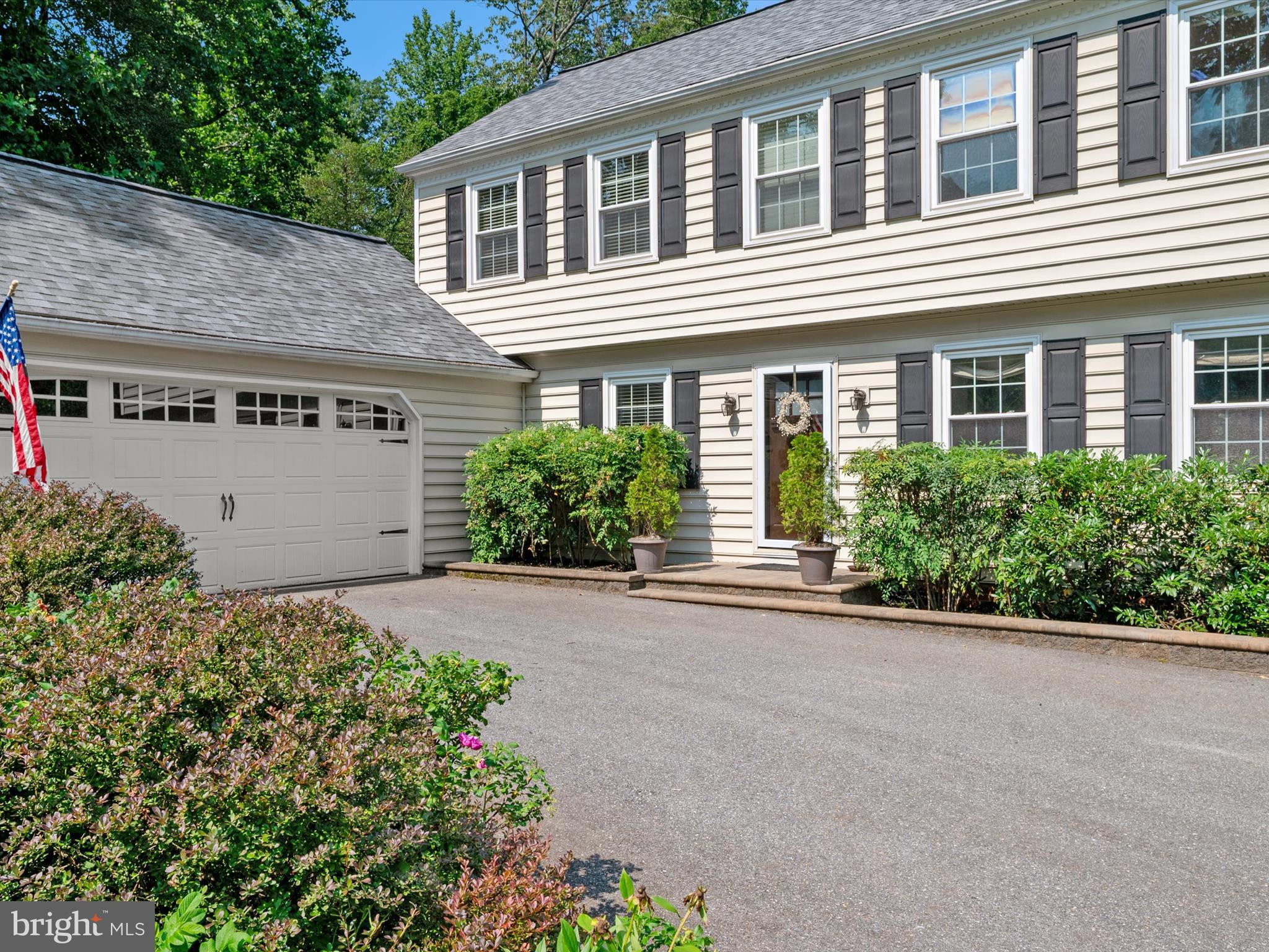 ULMSTEAD ESTATES - Residential