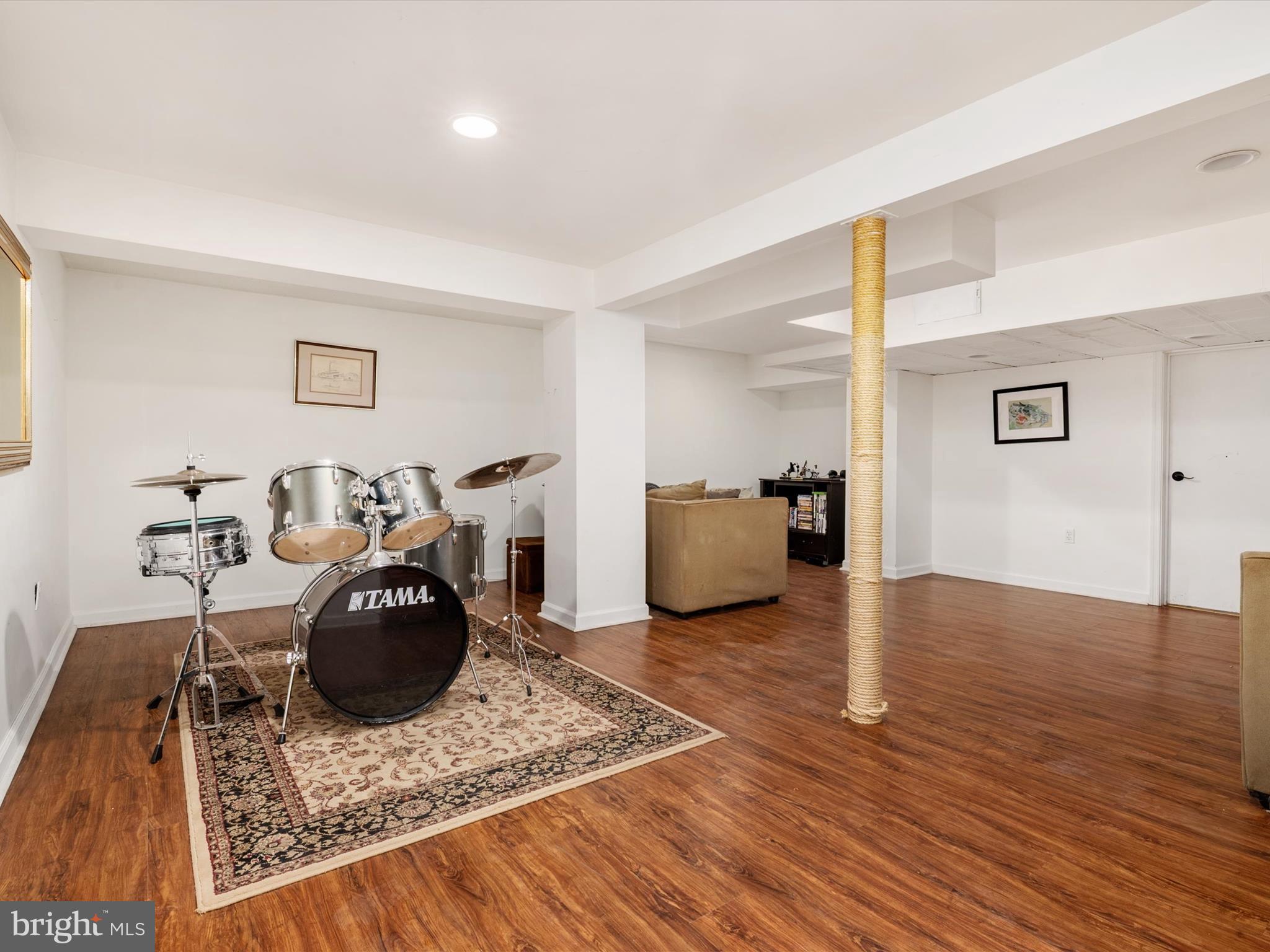 ULMSTEAD ESTATES - Residential