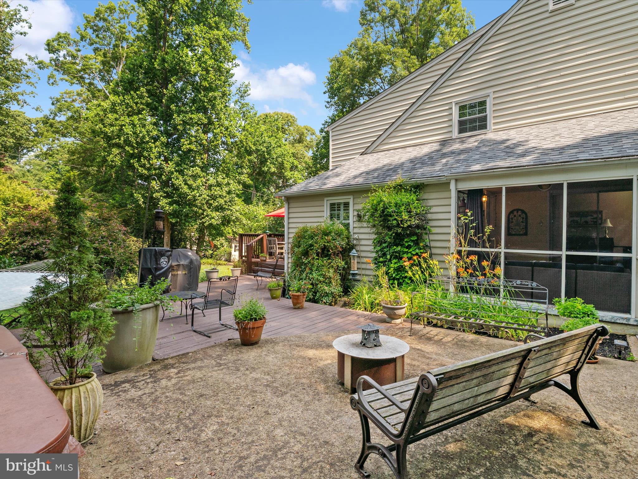 ULMSTEAD ESTATES - Residential