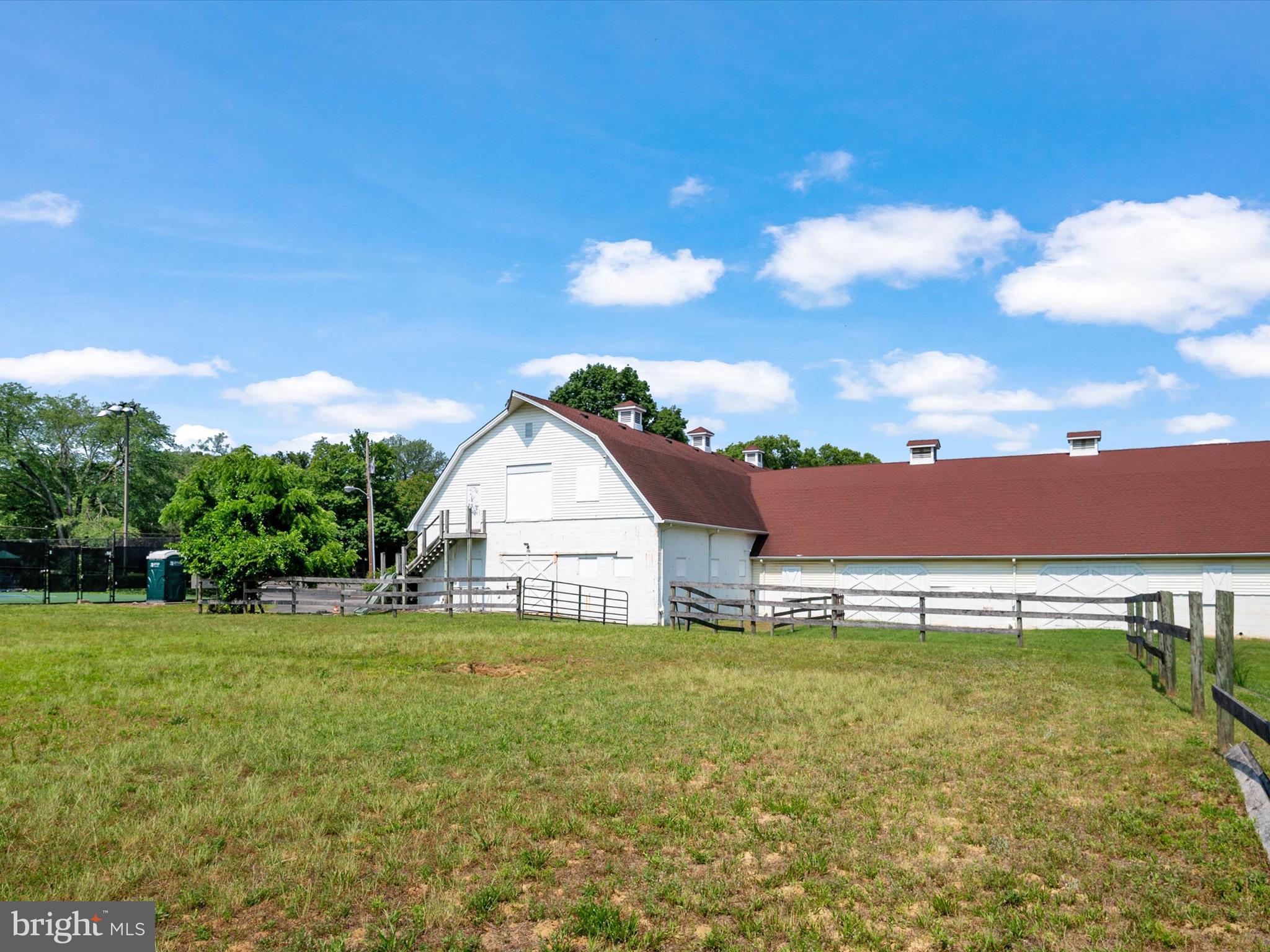 ULMSTEAD ESTATES - Residential