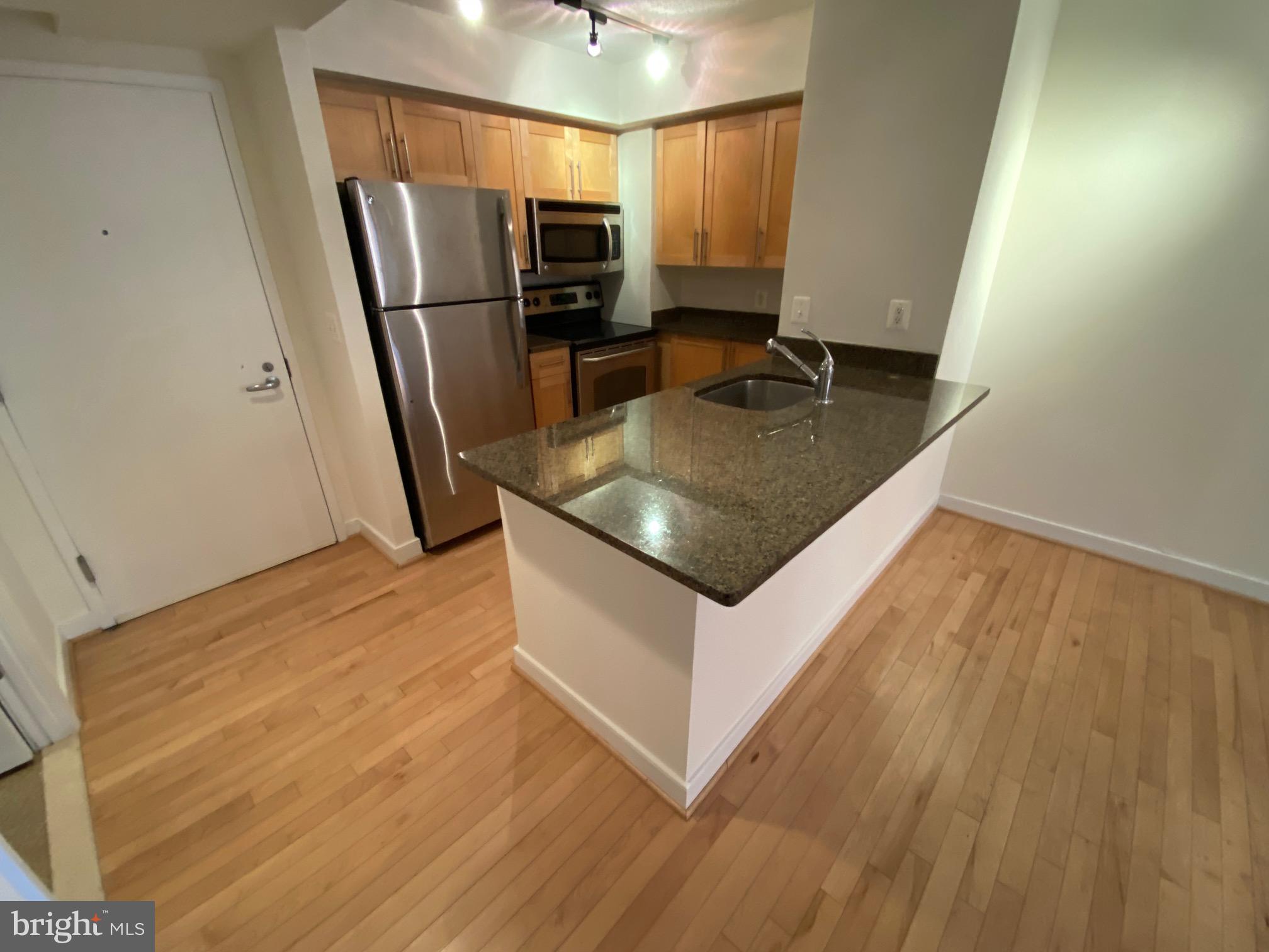 THE CHASE AT BETHESDA - Residential Lease