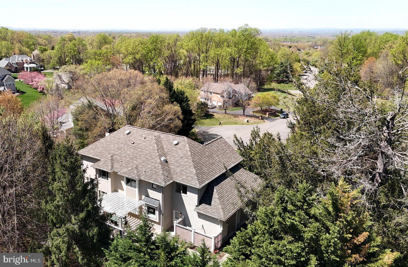 ESTATES AT LOWES - Residential