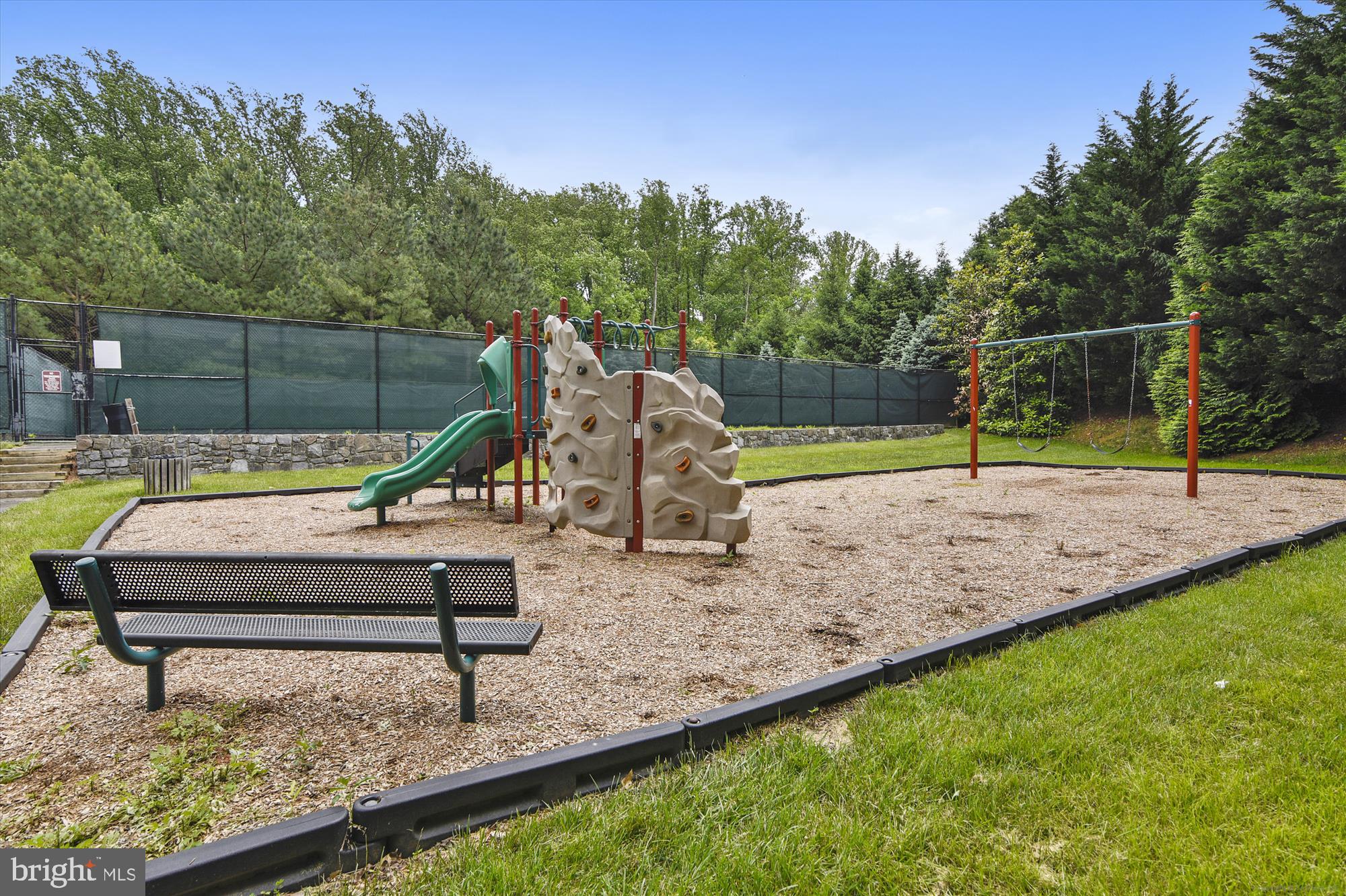 ESTATES AT LOWES - Residential