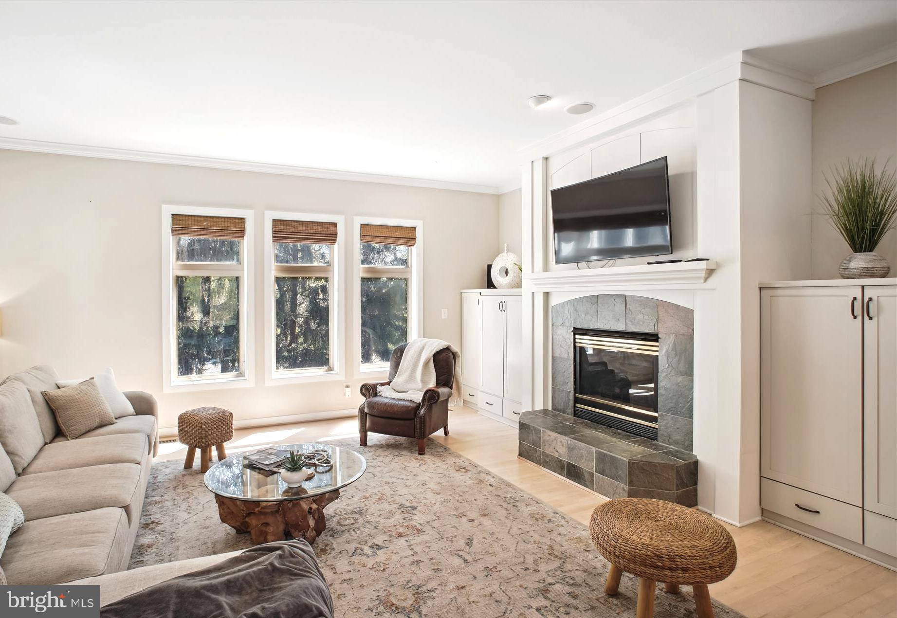 ESTATES AT LOWES - Residential