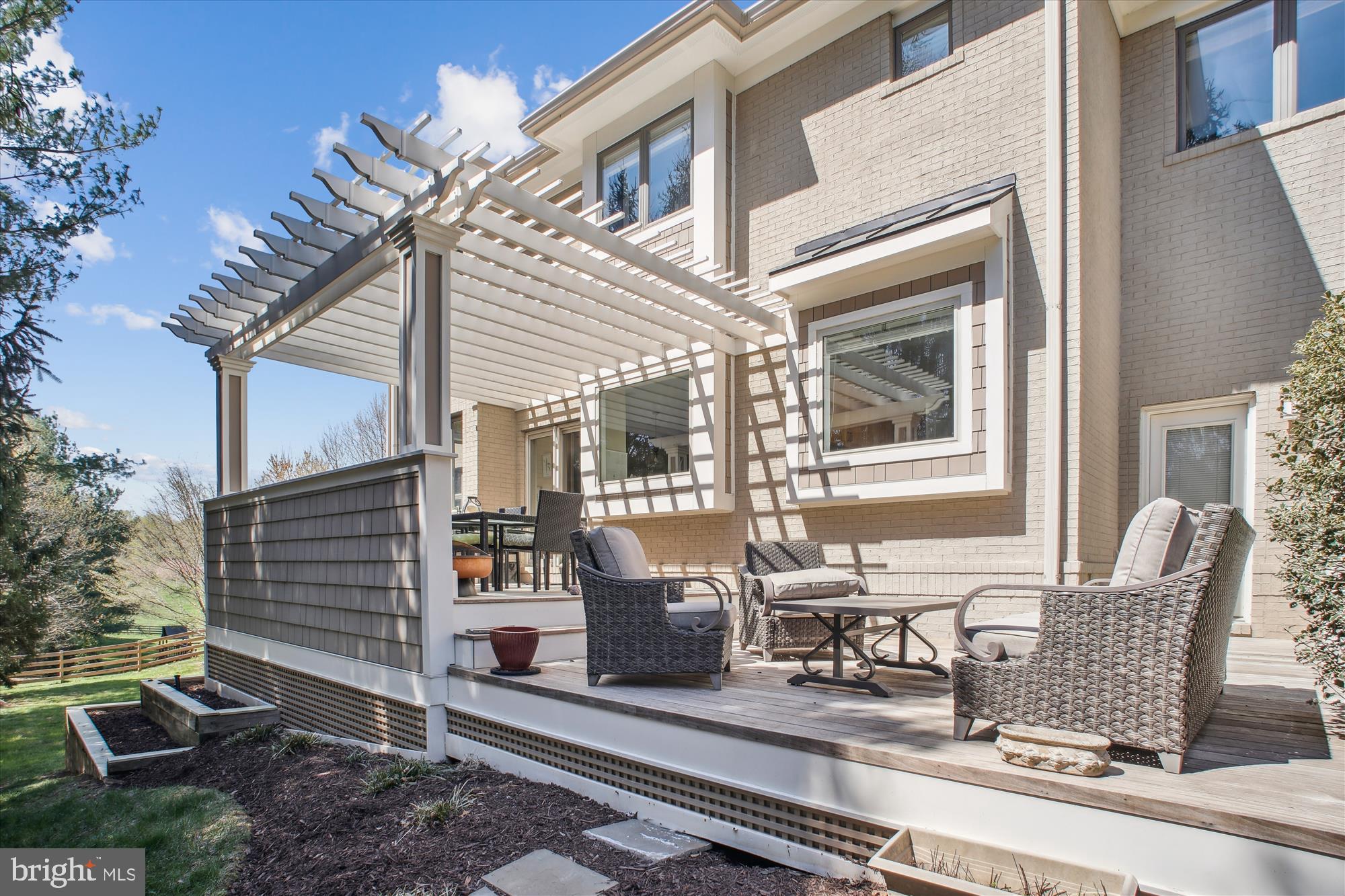 ESTATES AT LOWES - Residential