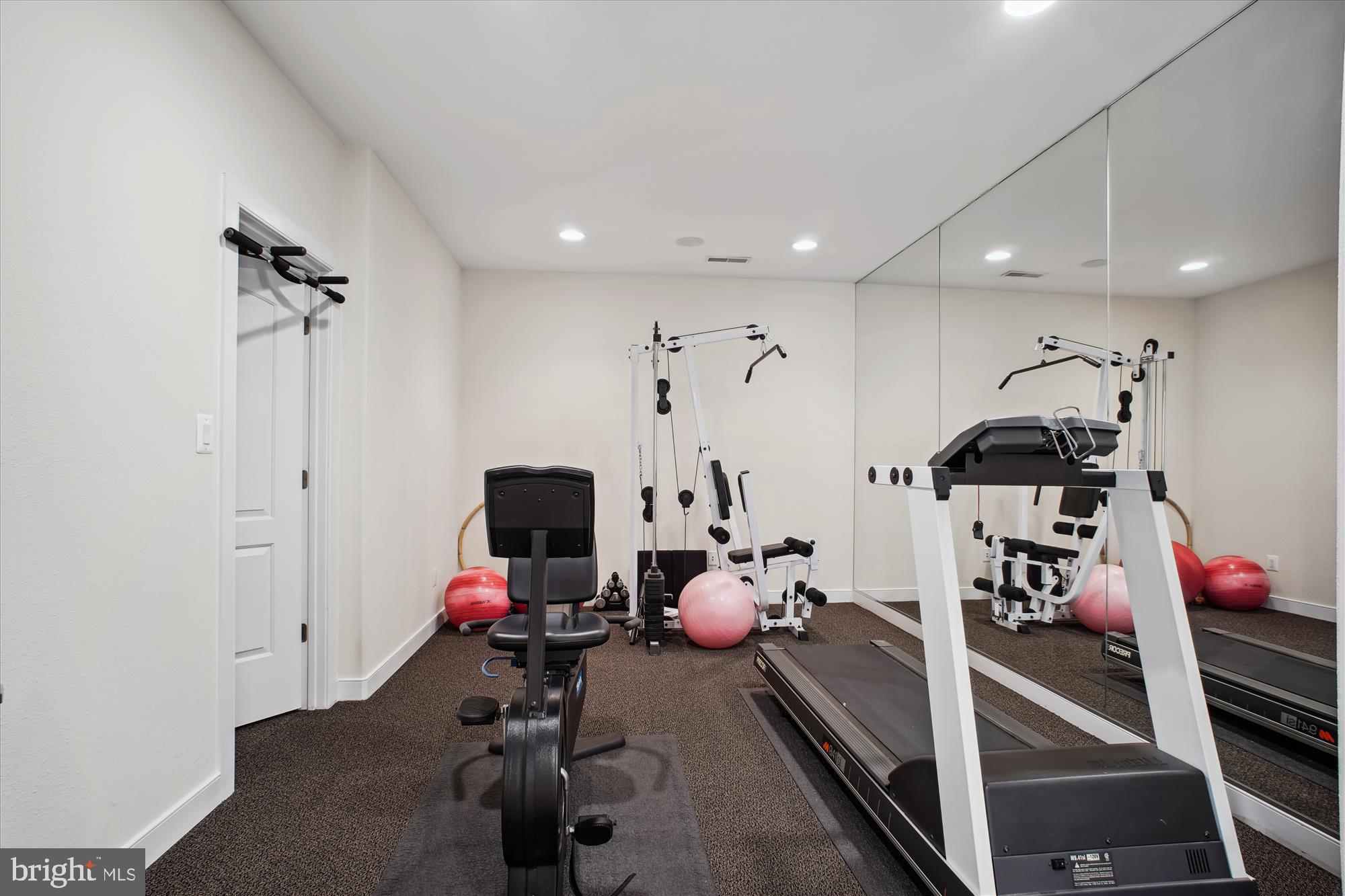 ESTATES AT LOWES - Residential