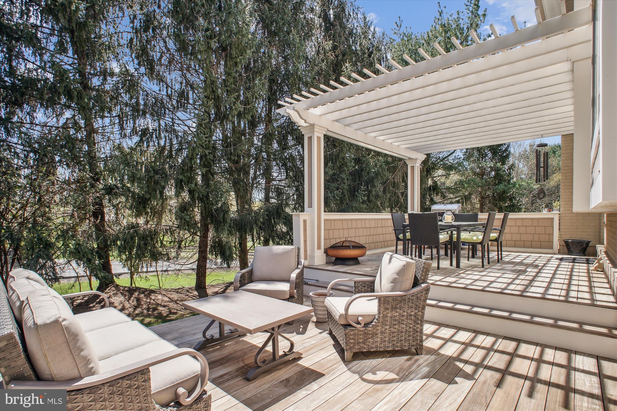 ESTATES AT LOWES - Residential